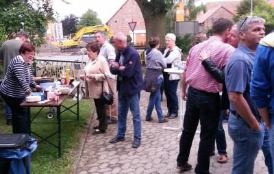 Für das leibliche Wohl ist beim CDU-Hoffest gesorgt.